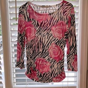Peter Nygard floral top